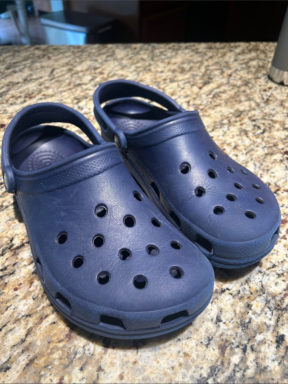 CROCS Classic Clog in Navy Blue